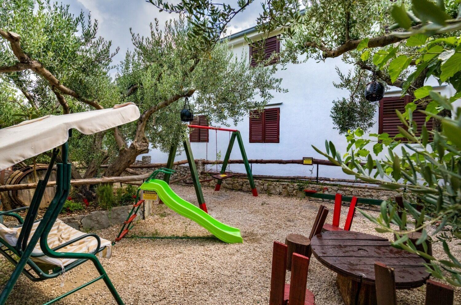 Apartment Damir Tučepi Esterno foto