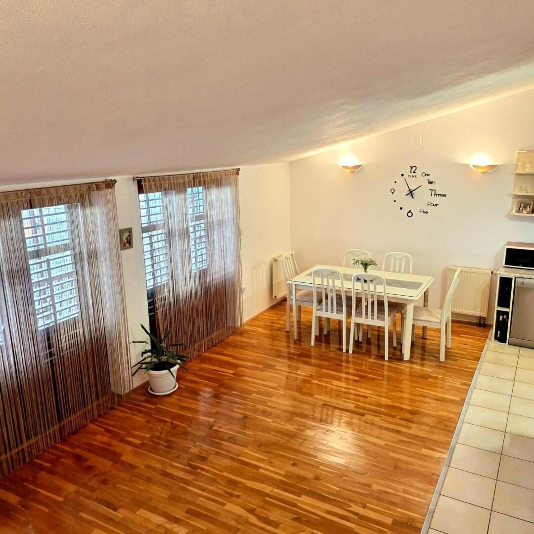 Apartment Damir Tučepi Esterno foto